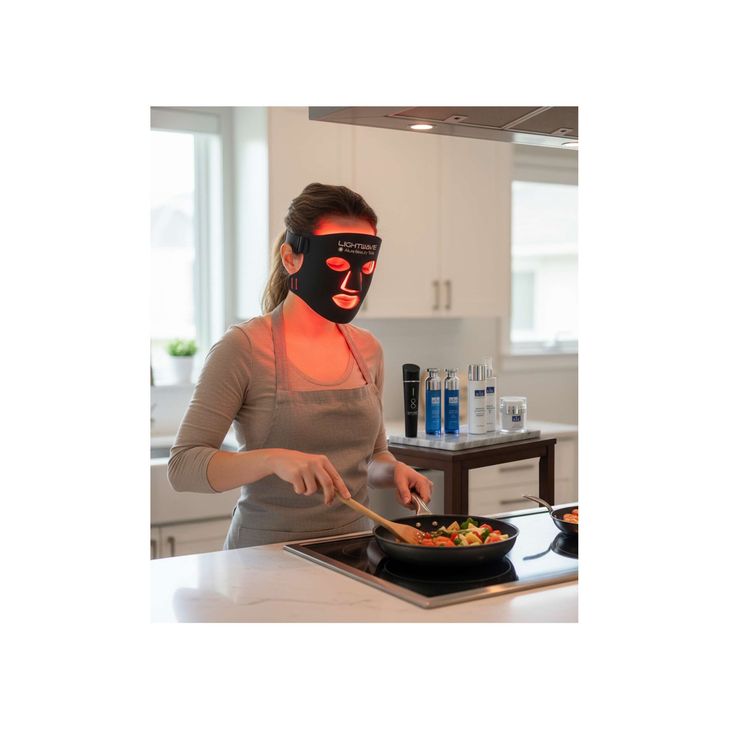 Allure Activate Dual-Light Face and Neck Mask